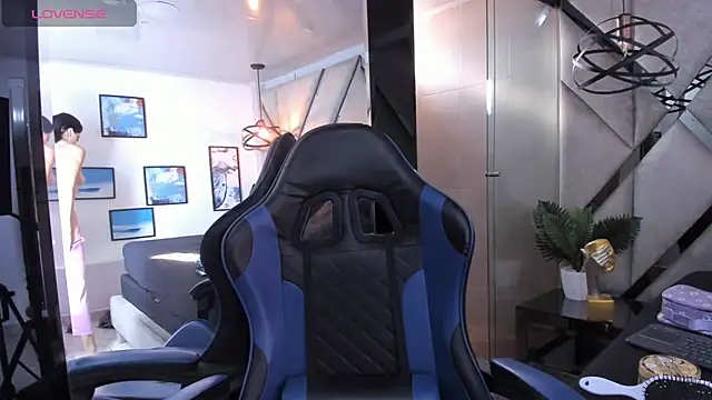 Ely09  online show from 04/18/26, 09:37