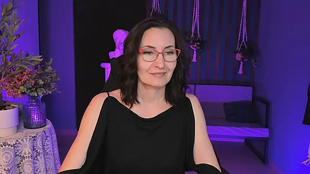 UnaTerra online show from 09/14/25, 05:28