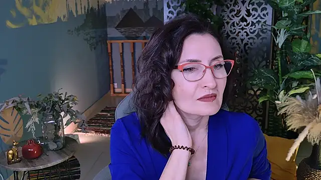 UnaTerra online show from 12/14/25, 05:24