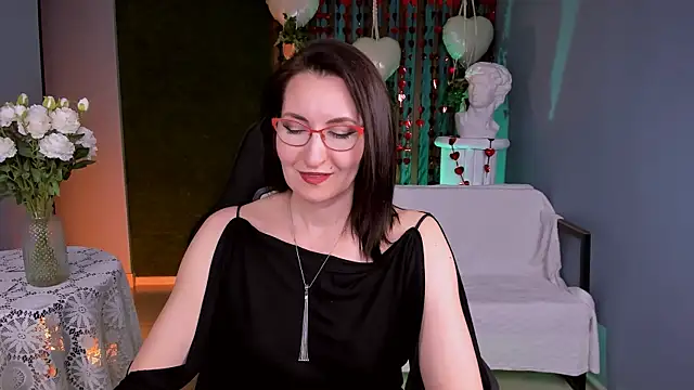 Snapshot of UnaTerra chatting on 02/20/26, 09:21 UnaTerra online show from 02/20/26, 09:21