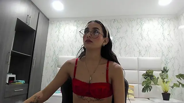 ValerySkinnyy online show from 10/20/25, 03:40