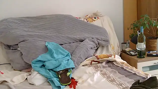 EdelHolz91 online show from 04/07/26, 01:44