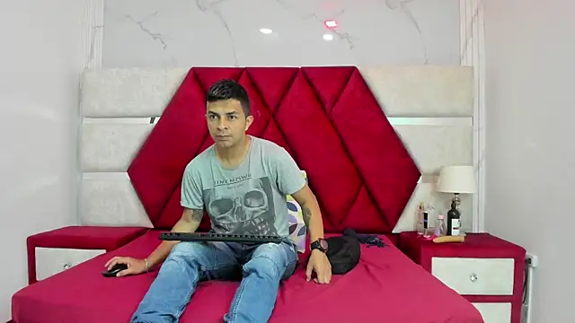 Kity spiderr online show from 04/04/26, 12:24