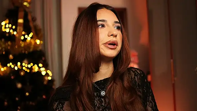 ItalianGirl online show from 12/16/25, 08:58