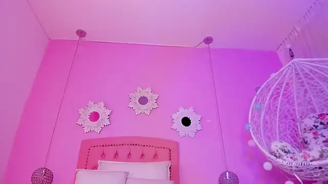 CannelaSmith online show from 10/16/25, 07:26