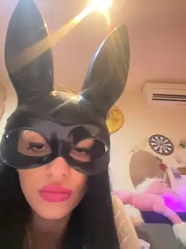 Snapshot of bbadies chatting on 10/11/25, 10:52 bbadies online show from 10/11/25, 10:52