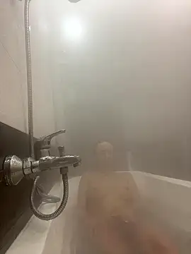 Snapshot of bbadies chatting on 01/09/26, 11:28 bbadies online show from 01/09/26, 11:28