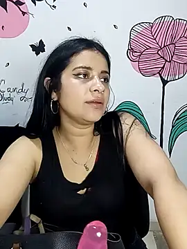 ValerieLove  online show from 09/23/25, 07:28