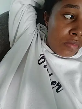 MoniqueMulberry online show from 10/30/25, 07:36