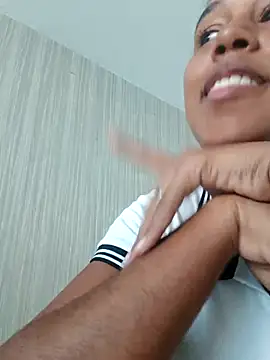 MoniqueMulberry online show from 11/25/25, 07:47