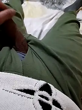 anis3g4 online show from 11/27/25, 02:19