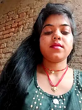 Yatiksha Beby online show from 02/18/26, 04:30