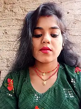 Yatiksha Beby online show from 04/04/26, 01:37