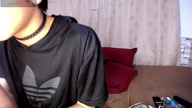 DaraKat18 online show from 11/26/25, 09:05