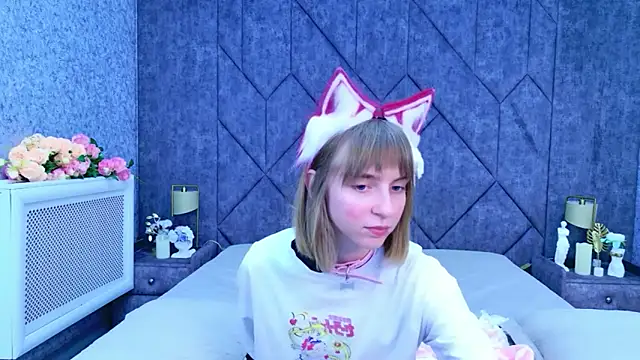 Beverly Gomes online show from 03/24/26, 03:39