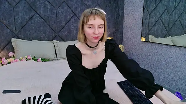 Beverly Gomes online show from 06/07/26, 03:49