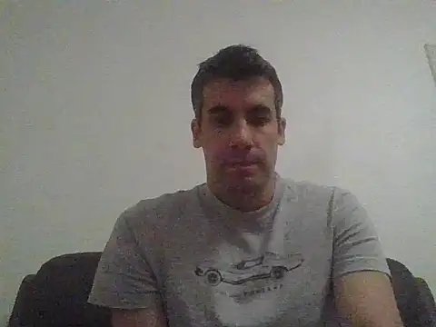 JulioIsHere4you online show from 11/12/25, 11:32