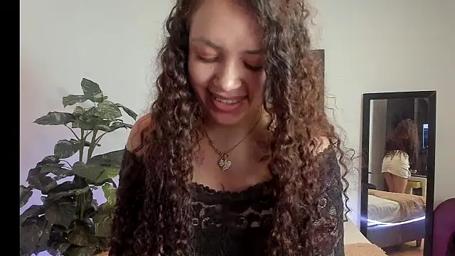 Snapshot of RubyStrong chatting on 10/09/25, 07:45 RubyStrong online show from 10/09/25, 07:45