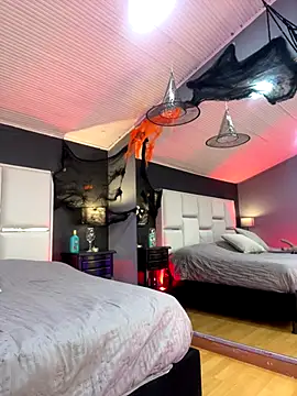 Samantha Milf   online show from 10/24/25, 07:54