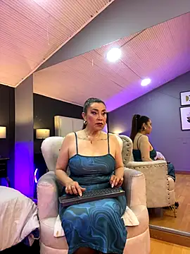 Samantha Milf   online show from 11/09/25, 12:36