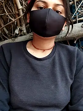 Janvi Jaitly online show from 04/24/26, 01:19