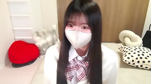 moka-neko online show from 10/16/25, 11:33