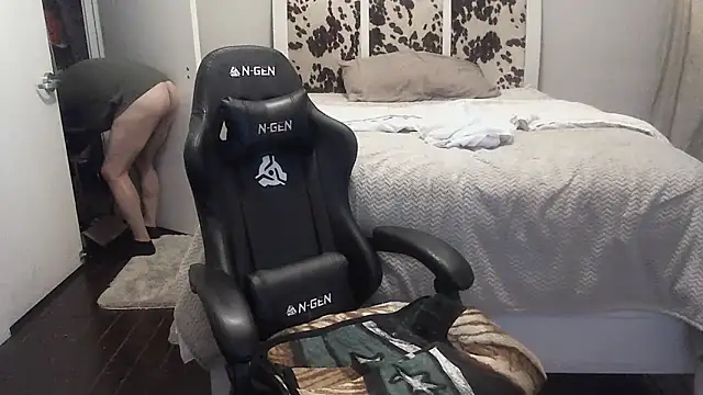 Snapshot of kingtaydo chatting on 09/22/25, 01:18 kingtaydo online show from 09/22/25, 01:18