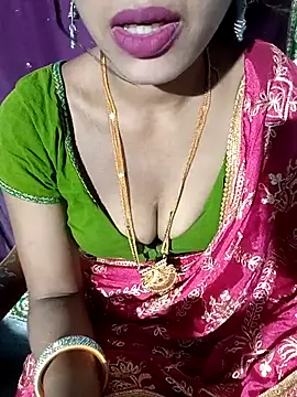 Snapshot of Bhabhilux2025 chatting on 04/25/26, 06:27 Bhabhilux2025 online show from 04/25/26, 06:27