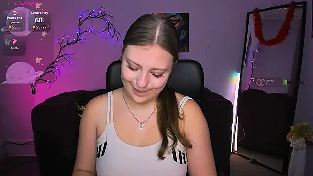 melani bumm online show from 12/18/25, 01:17