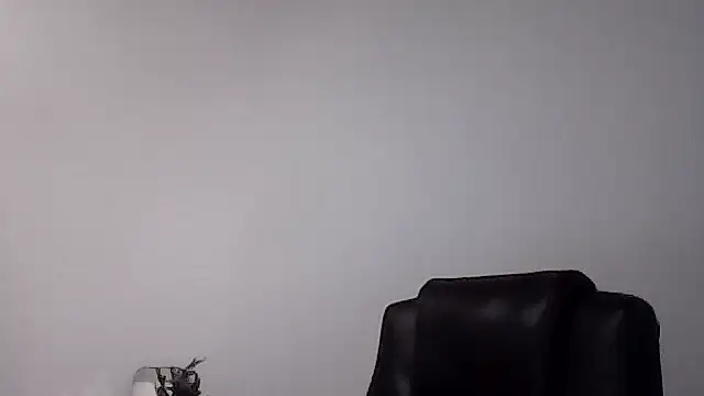 Snapshot of Fufella chatting on 11/07/25, 08:42 Fufella online show from 11/07/25, 08:42