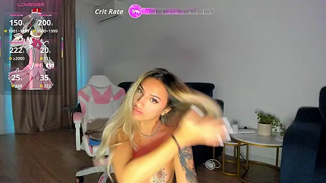 Snapshot of Anya_Belle chatting on 12/15/25, 05:55 Anya Belle online show from 12/15/25, 05:55