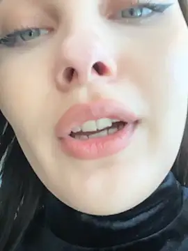 Snapshot of Apple_Brandy chatting on 09/11/25, 10:26 Apple Brandy online show from 09/11/25, 10:26