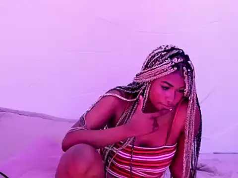 SophiaBloss online show from 03/26/26, 05:46