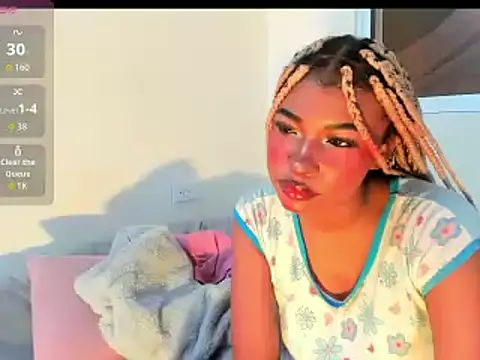 SophiaBloss online show from 05/21/26, 08:49