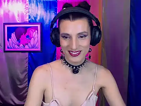 Snapshot of Moira-Hot chatting on 02/10/26, 09:19 Moira-Hot online show from 02/10/26, 09:19