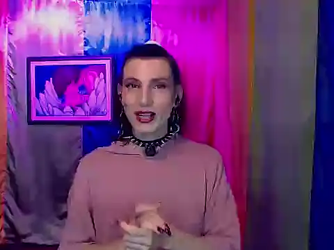 Snapshot of Moira-Hot chatting on 02/11/26, 11:10 Moira-Hot online show from 02/11/26, 11:10