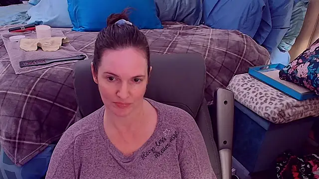 ninajaymes online show from 10/28/25, 11:29