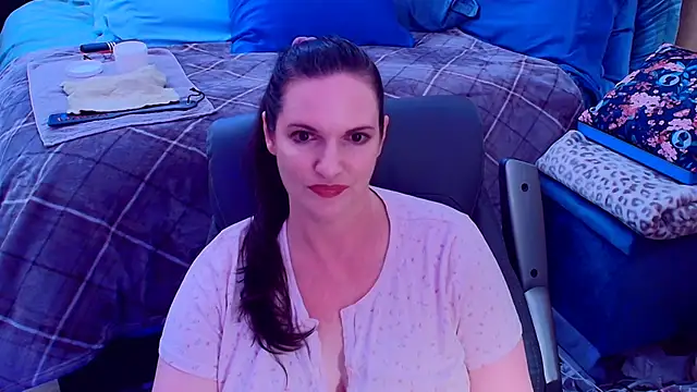 ninajaymes online show from 07/25/26, 10:18