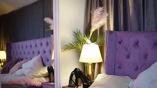 SaraiAngel online show from 04/16/26, 09:39