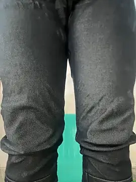 Snapshot of miss_moonikaa chatting on 10/12/25, 09:52 miss moonikaa online show from 10/12/25, 09:52