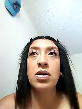 Coralaine 96 online show from 03/03/26, 03:40