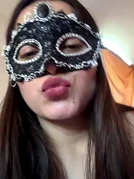 Snapshot of LiaDravenX chatting on 11/13/25, 03:55 LiaDravenX online show from 11/13/25, 03:55