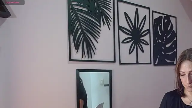 amara rousse1 online show from 04/21/26, 12:55