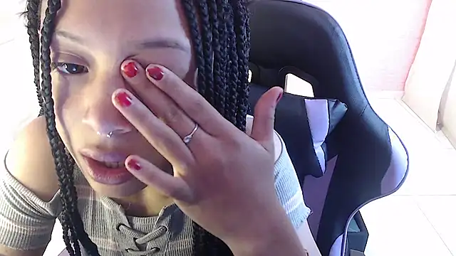 EIVIY1609 online show from 11/20/25, 01:00