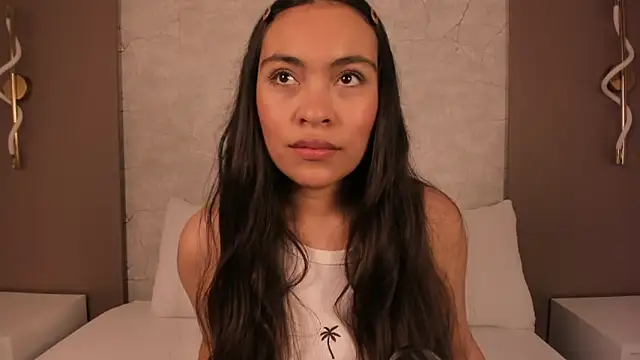 Snapshot of allie_bruce chatting on 02/12/26, 02:28 allie bruce online show from 02/12/26, 02:28