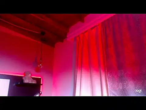 Snapshot of eriikjoness chatting on 10/12/25, 06:12 eriikjoness online show from 10/12/25, 06:12