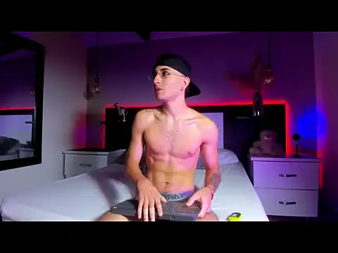 Snapshot of eriikjoness chatting on 11/21/25, 04:00 eriikjoness online show from 11/21/25, 04:00