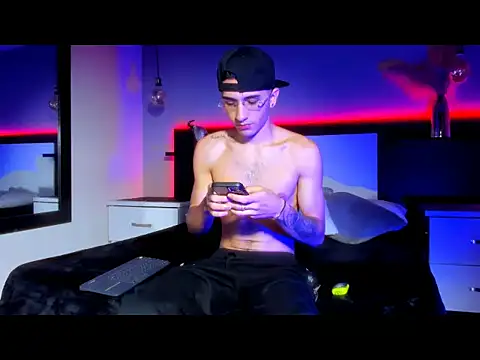 Snapshot of eriikjoness chatting on 12/04/25, 06:38 eriikjoness online show from 12/04/25, 06:38