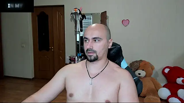 Snapshot of Gri_SH chatting on 10/16/25, 11:33 Gri SH online show from 10/16/25, 11:33