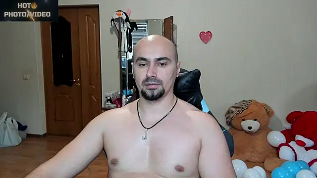 Snapshot of Gri_SH chatting on 10/29/25, 12:40 Gri SH online show from 10/29/25, 12:40